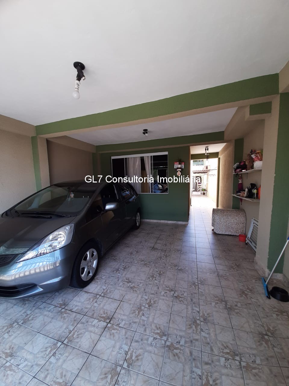 Casa à venda com 3 quartos, 27m² - Foto 1