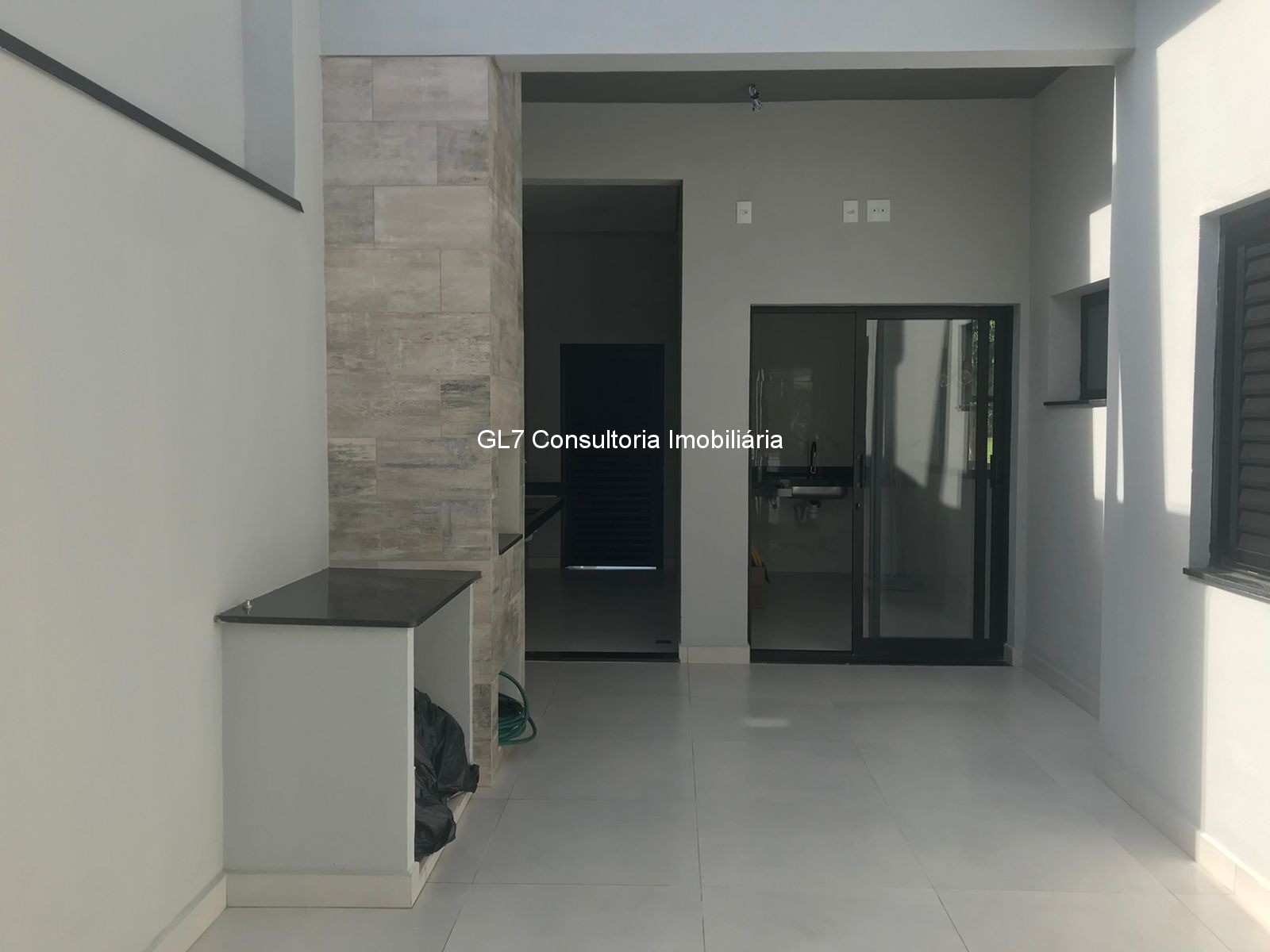 Casa à venda com 3 quartos, 60m² - Foto 16