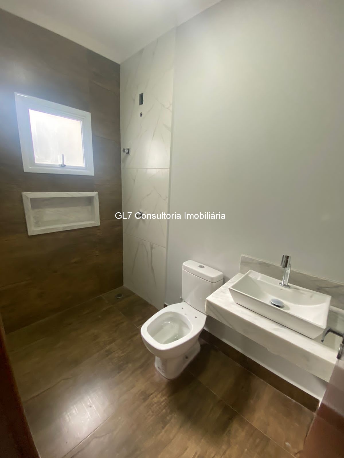 Casa à venda com 2 quartos, 100m² - Foto 3