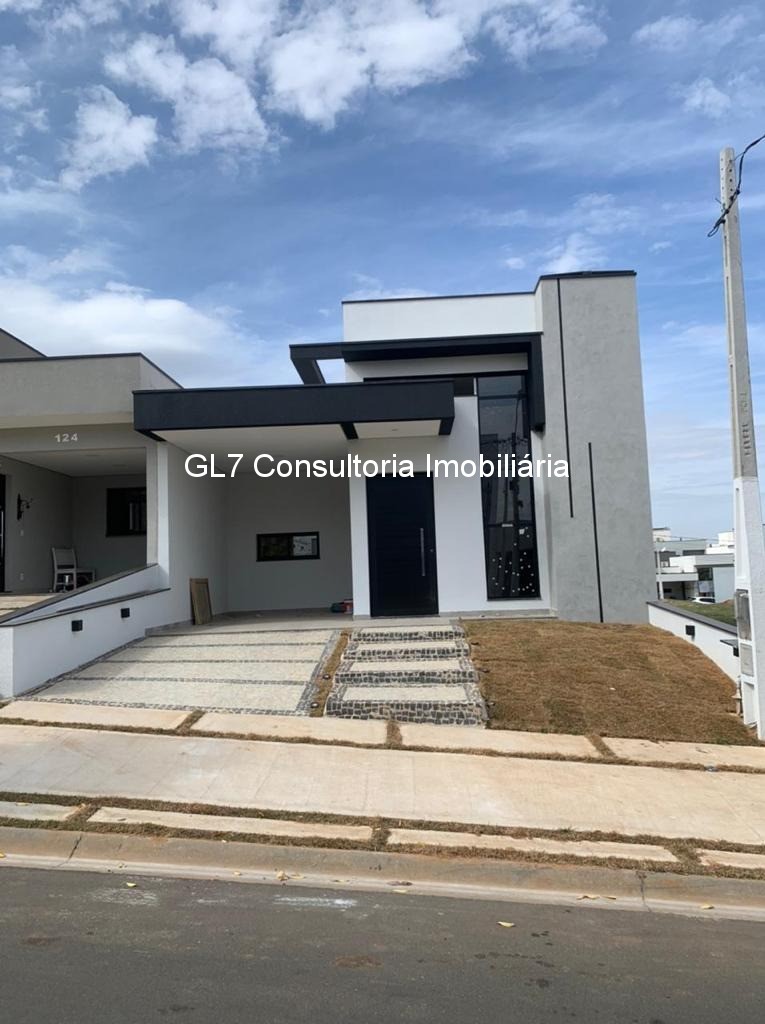 Casa à venda com 3 quartos, 60m² - Foto 1