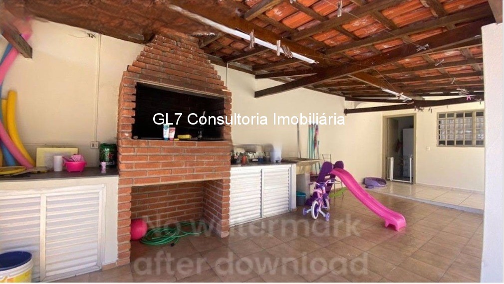 Casa à venda com 2 quartos, 40m² - Foto 17