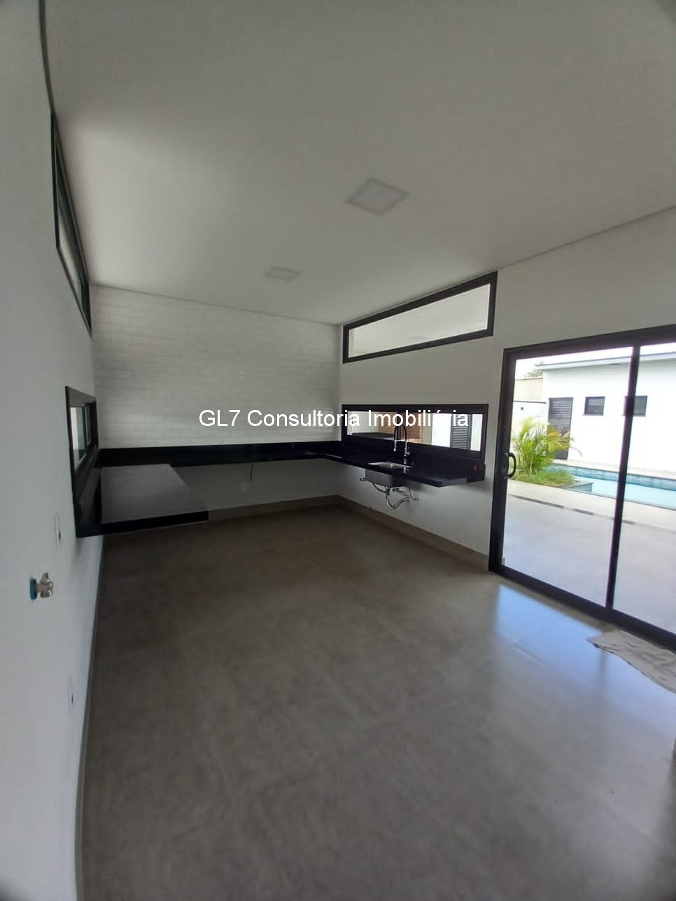 Casa à venda com 3 quartos, 106m² - Foto 5