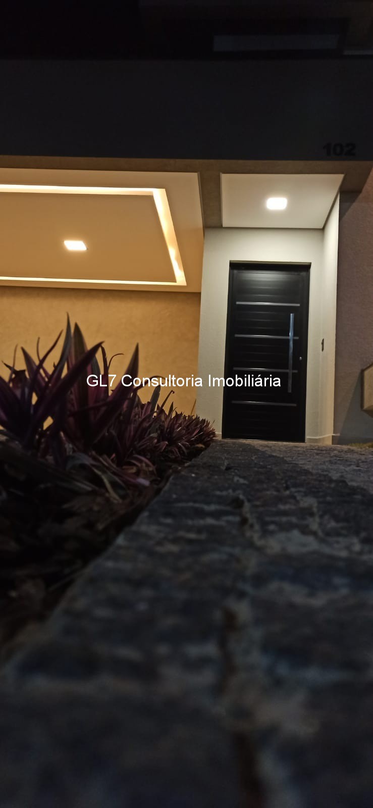 Casa à venda com 3 quartos, 109m² - Foto 4