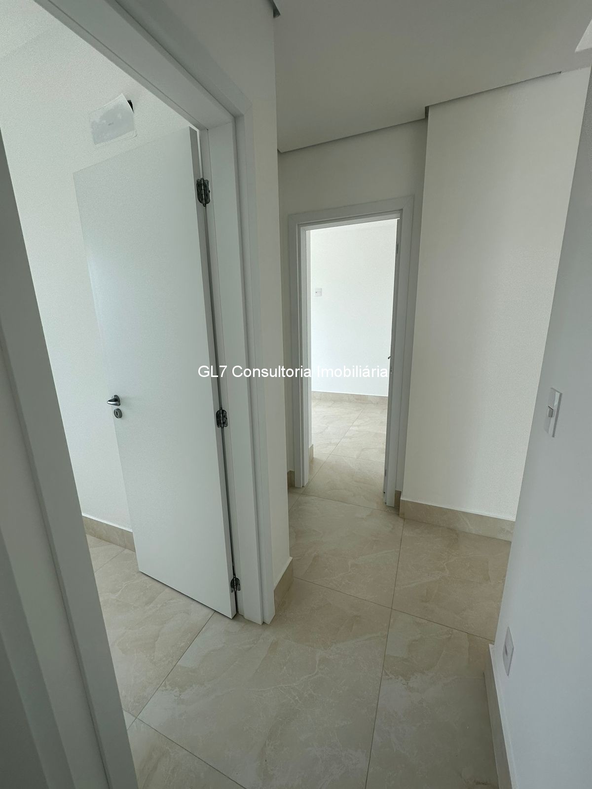 Apartamento à venda com 3 quartos, 90m² - Foto 5