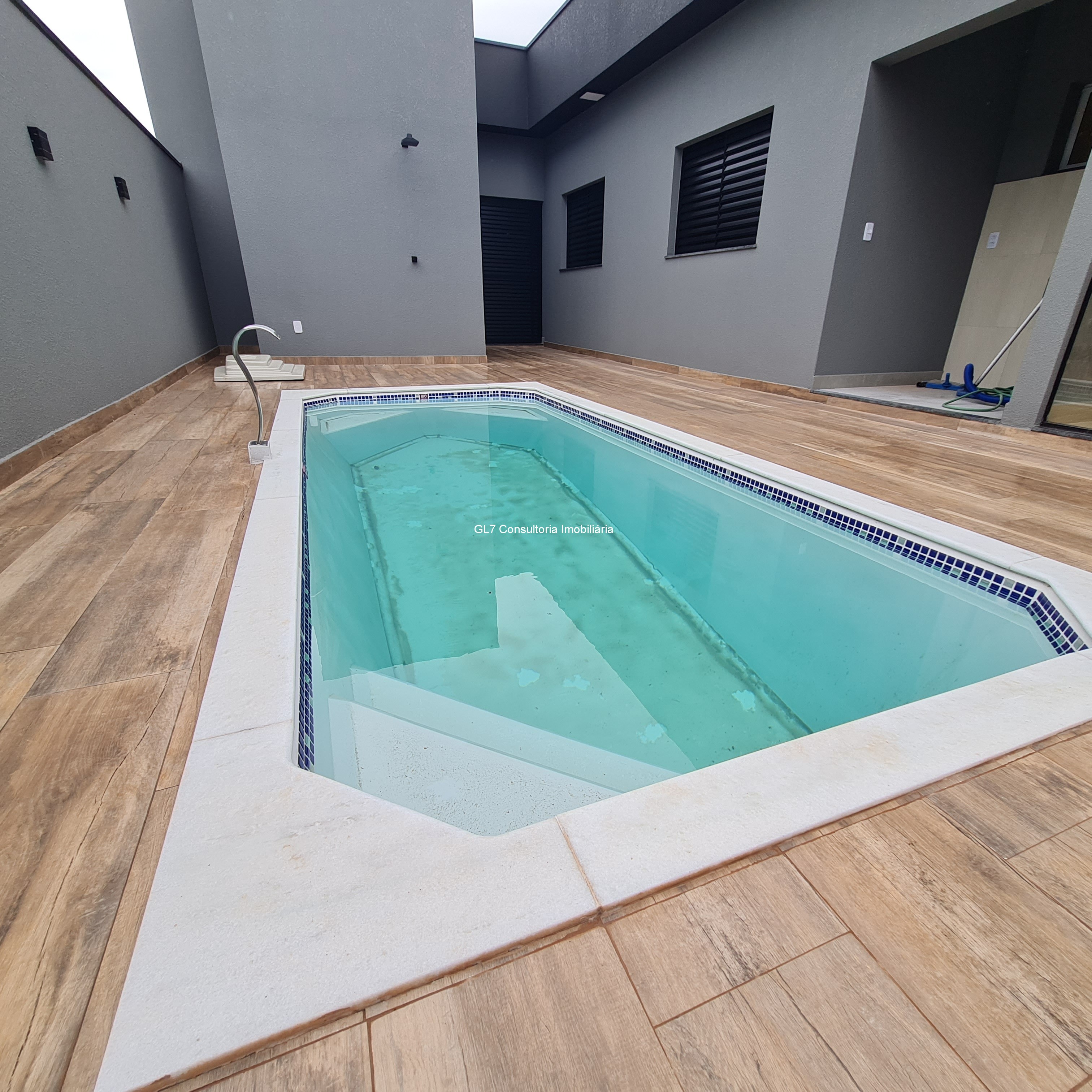 Casa à venda com 3 quartos, 316m² - Foto 11