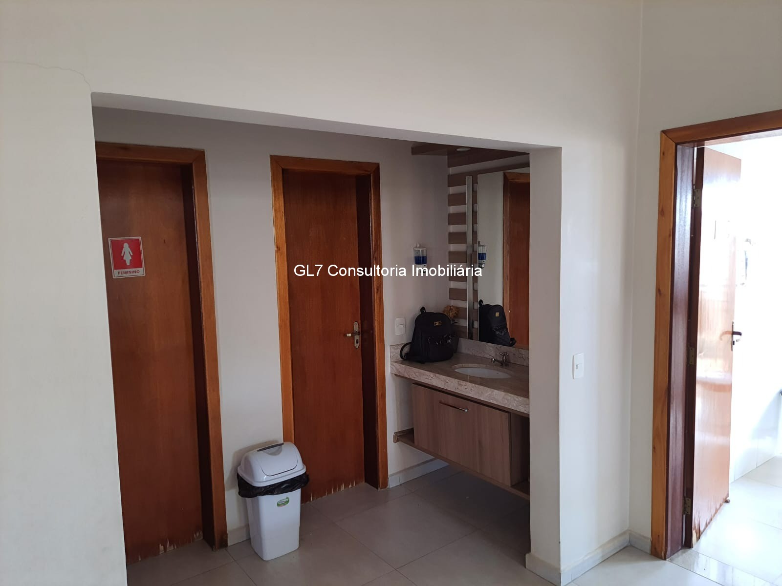 Apartamento à venda com 1 quarto, 54m² - Foto 20