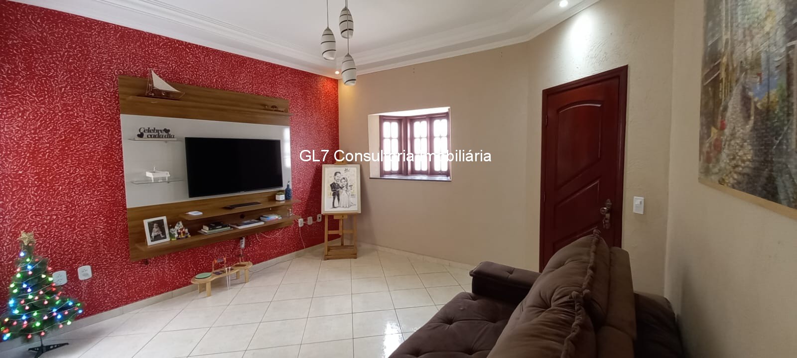 Casa à venda com 3 quartos, 70m² - Foto 2