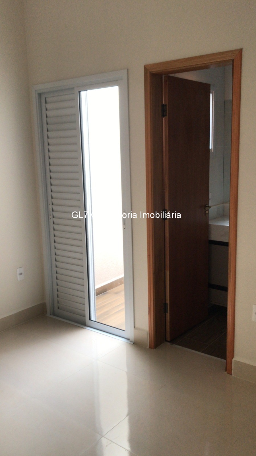 Casa à venda com 2 quartos, 11m² - Foto 4