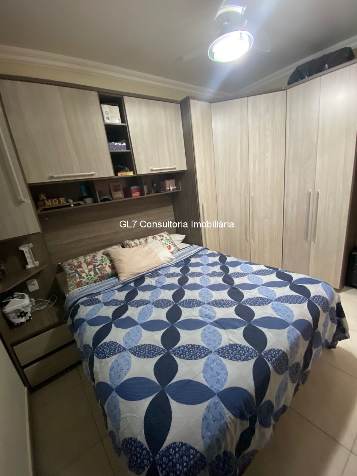 Apartamento à venda com 2 quartos, 80m² - Foto 4