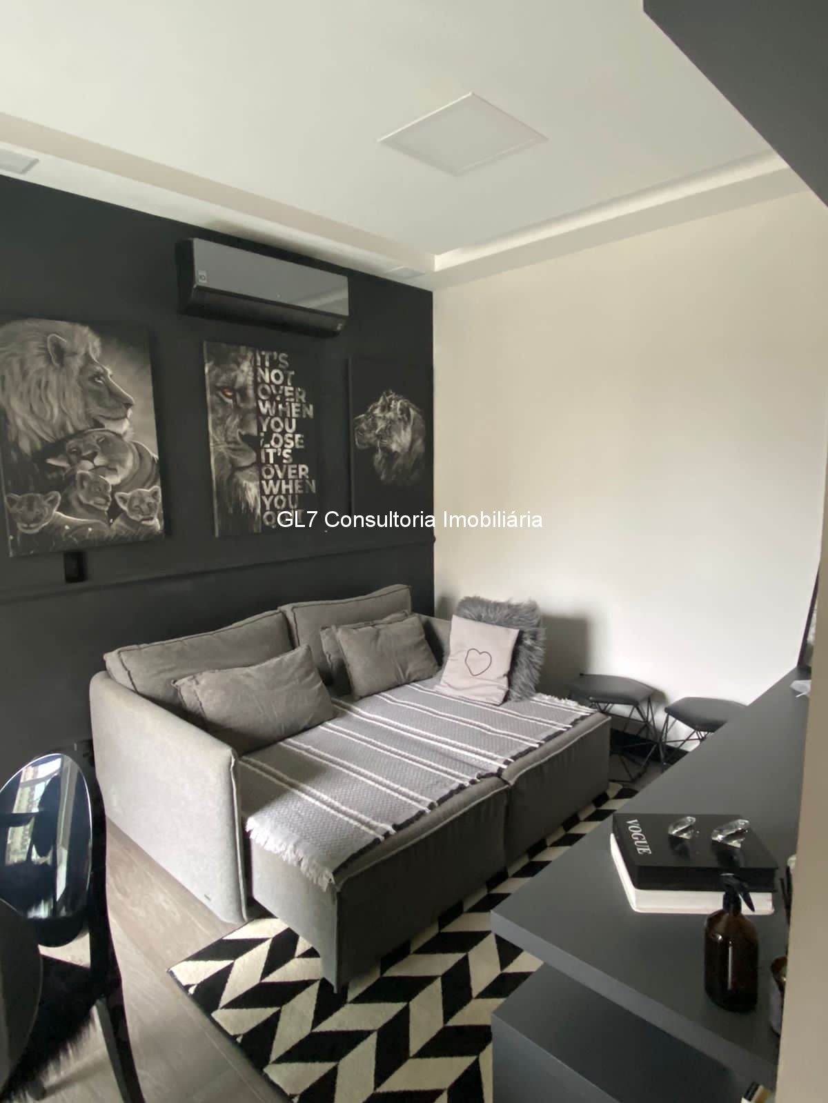 Apartamento à venda com 3 quartos, 62m² - Foto 1