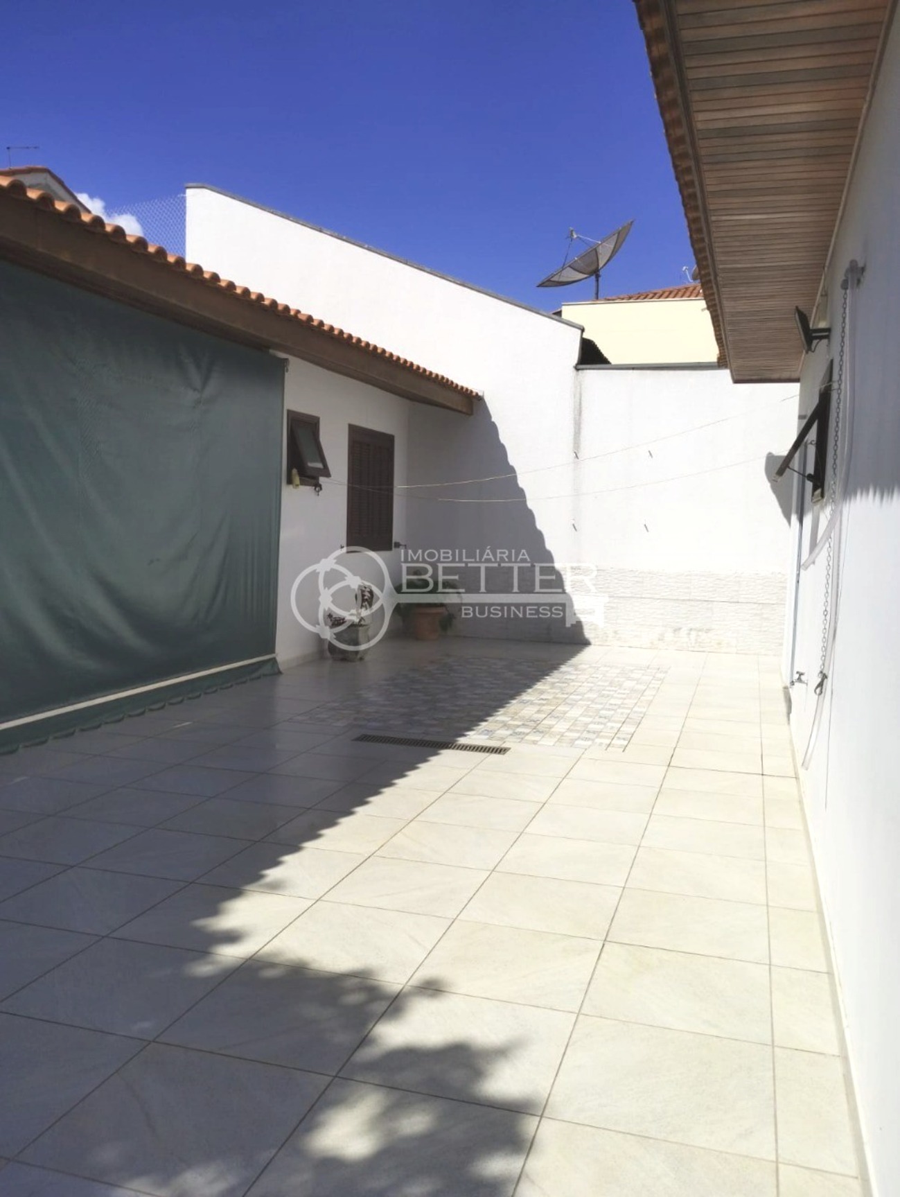 Casa à venda com 3 quartos, 327m² - Foto 22