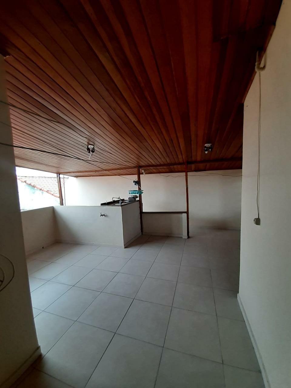 Casa à venda com 5 quartos, 210m² - Foto 6