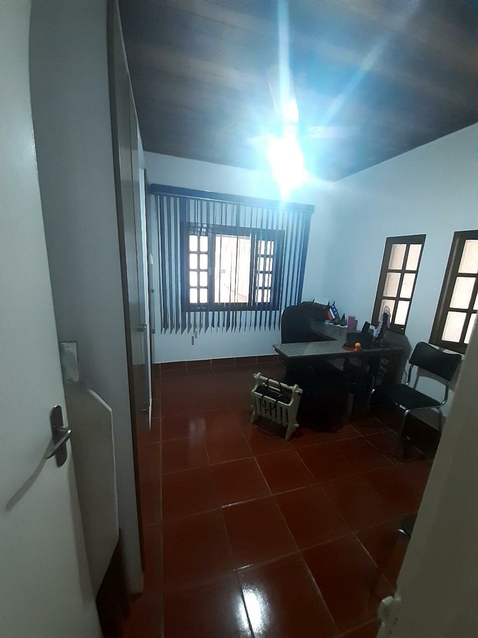 Casa à venda com 5 quartos, 210m² - Foto 17