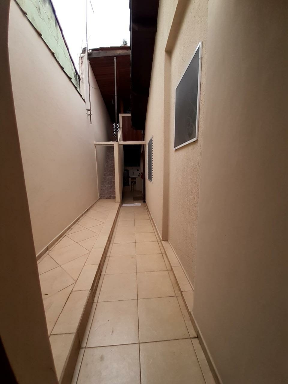 Casa à venda com 5 quartos, 210m² - Foto 5