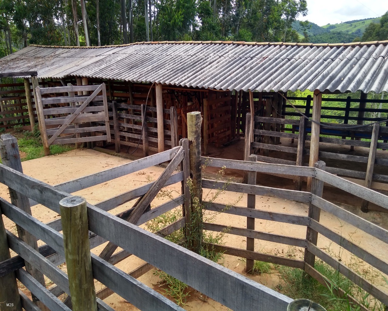 Sítio à venda com 3 quartos, 4m² - Foto 17