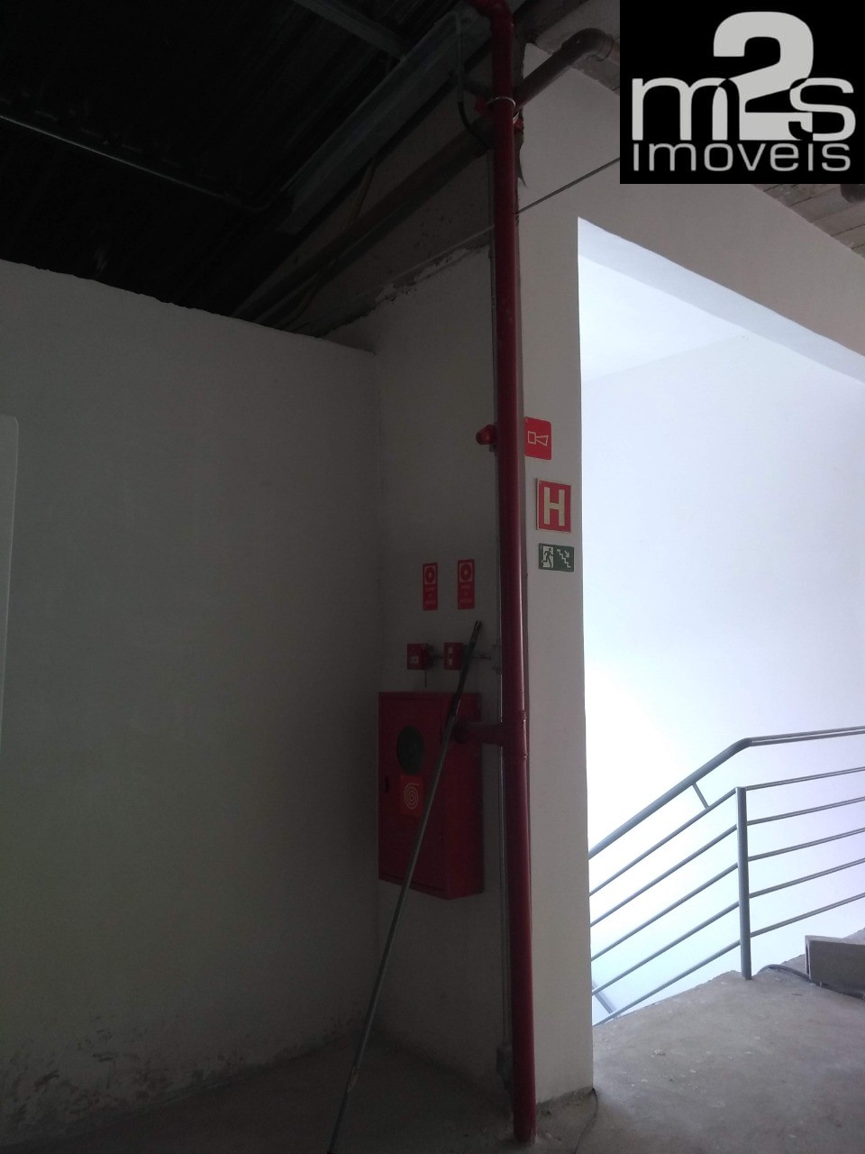 Loja-Salão para alugar, 1250m² - Foto 14