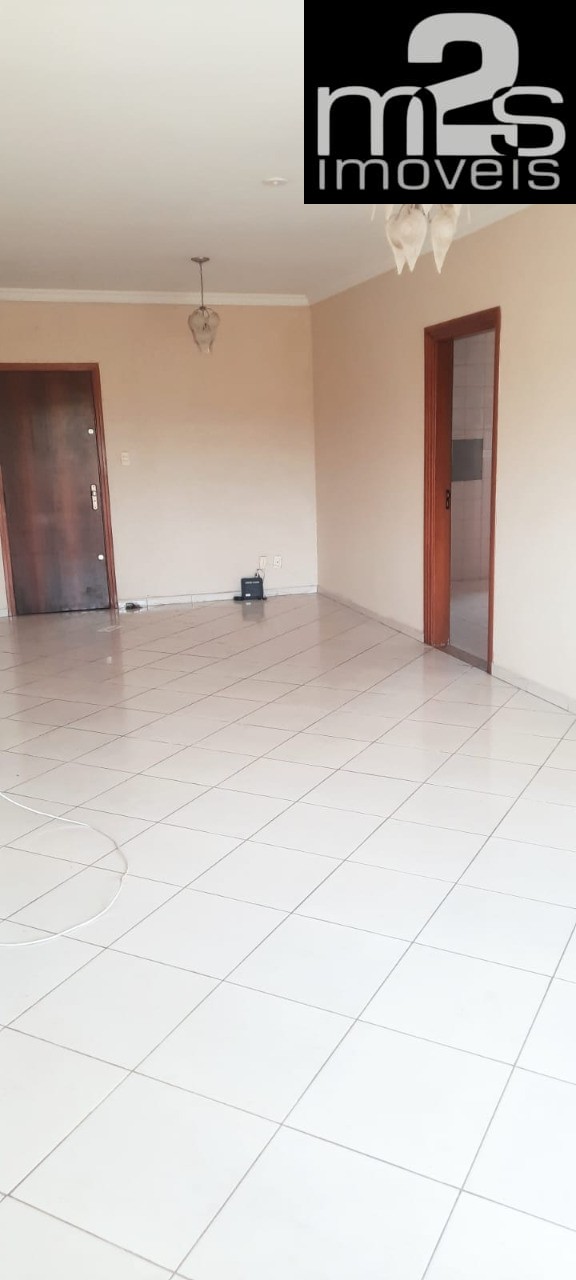 Apartamento à venda com 2 quartos, 78m² - Foto 11