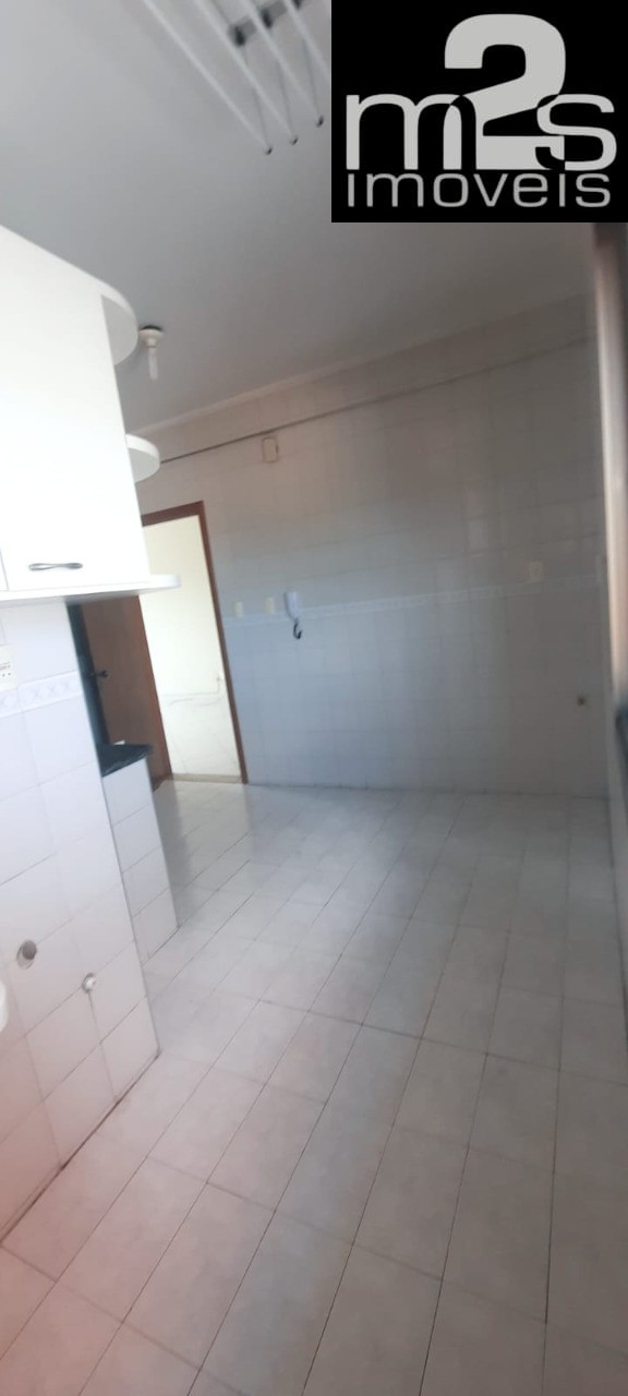 Apartamento à venda com 2 quartos, 78m² - Foto 26