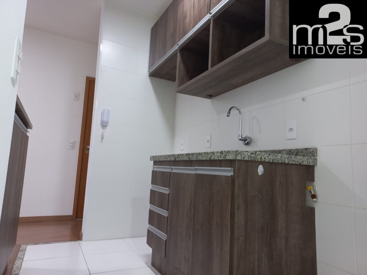 Apartamento à venda com 2 quartos, 69m² - Foto 24