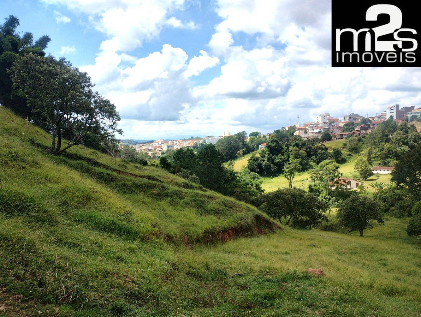 Loteamento e Condomínio, 1340 m² - Foto 1