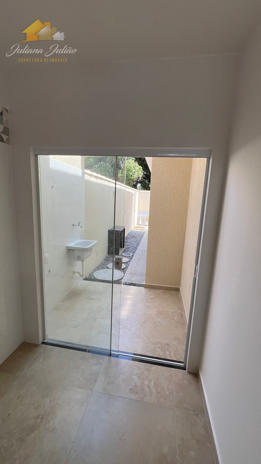 Casa à venda com 3 quartos, 84m² - Foto 13