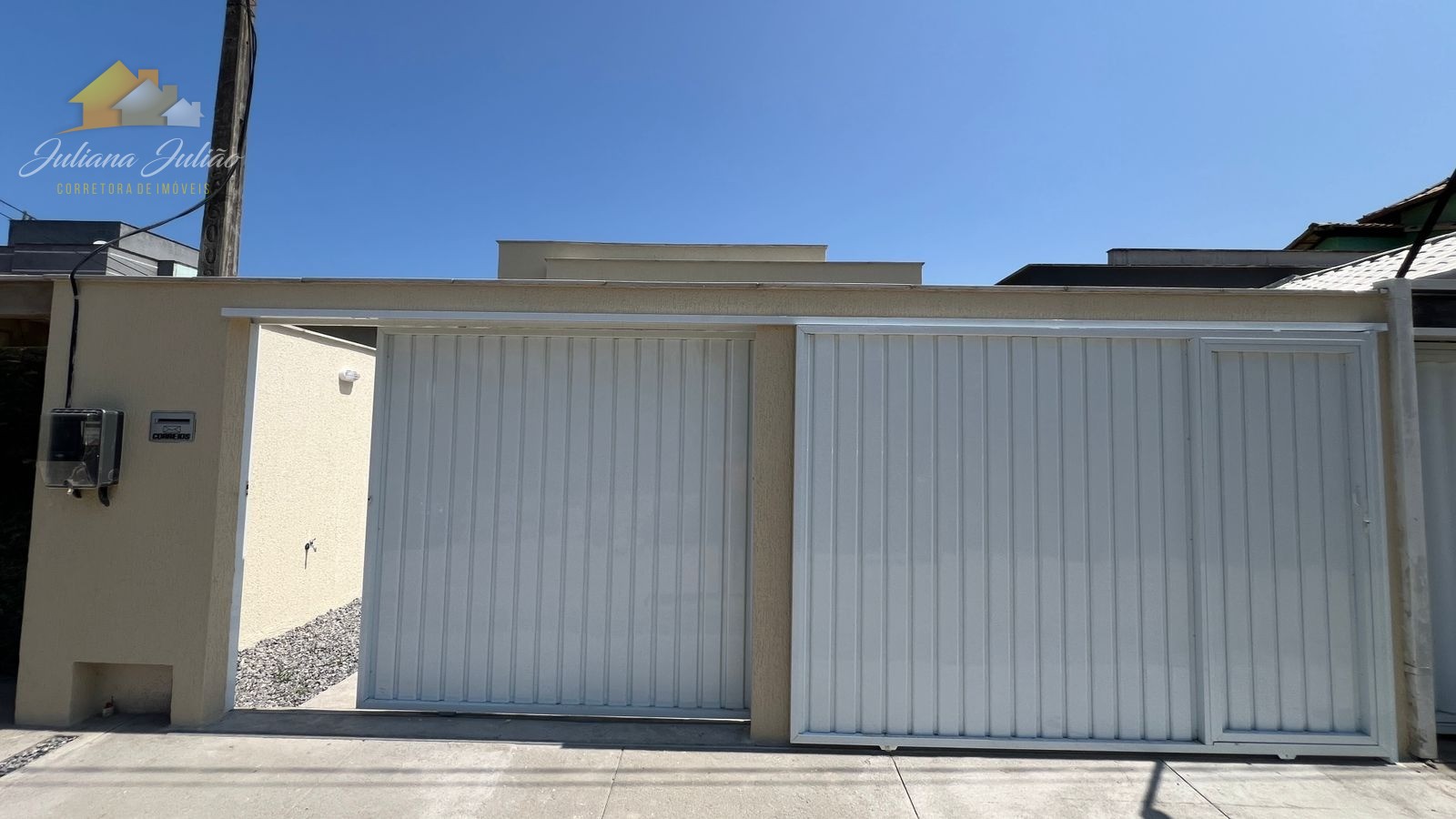 Casa à venda com 3 quartos, 84m² - Foto 1