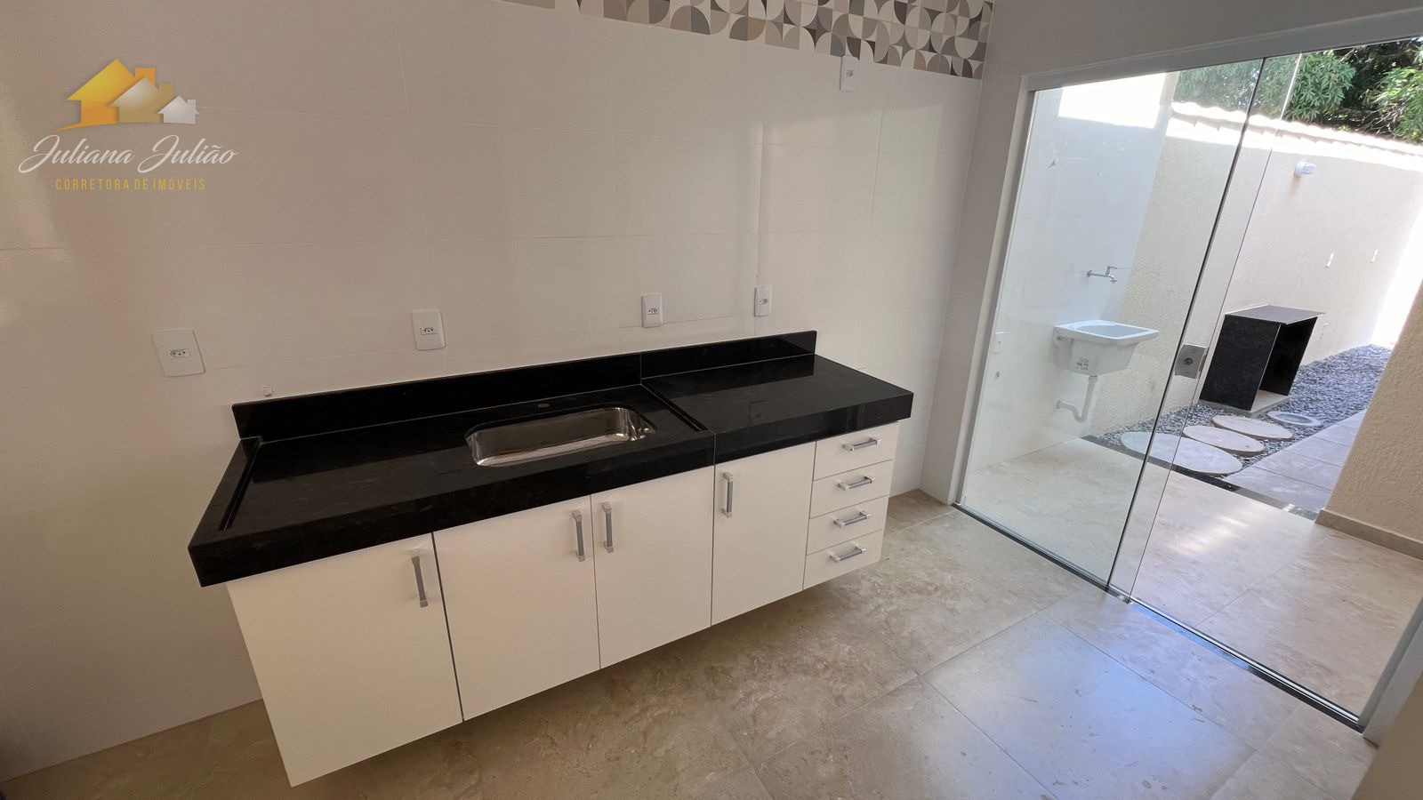 Casa à venda com 3 quartos, 84m² - Foto 12