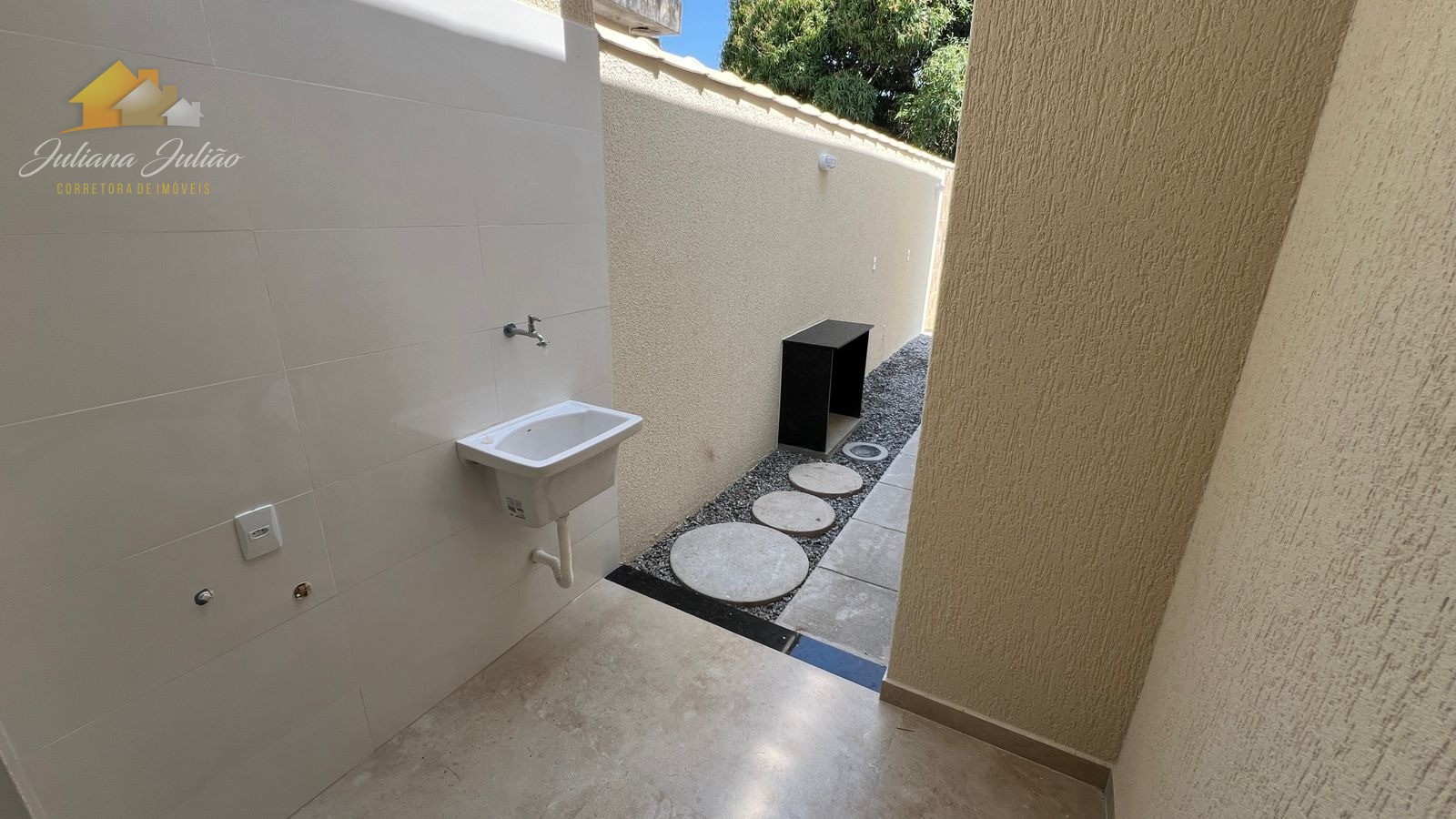 Casa à venda com 3 quartos, 84m² - Foto 14