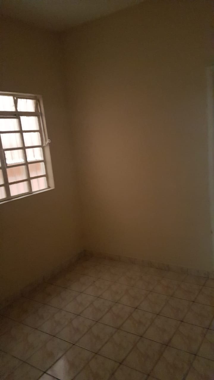 Casa à venda com 3 quartos, 350m² - Foto 3