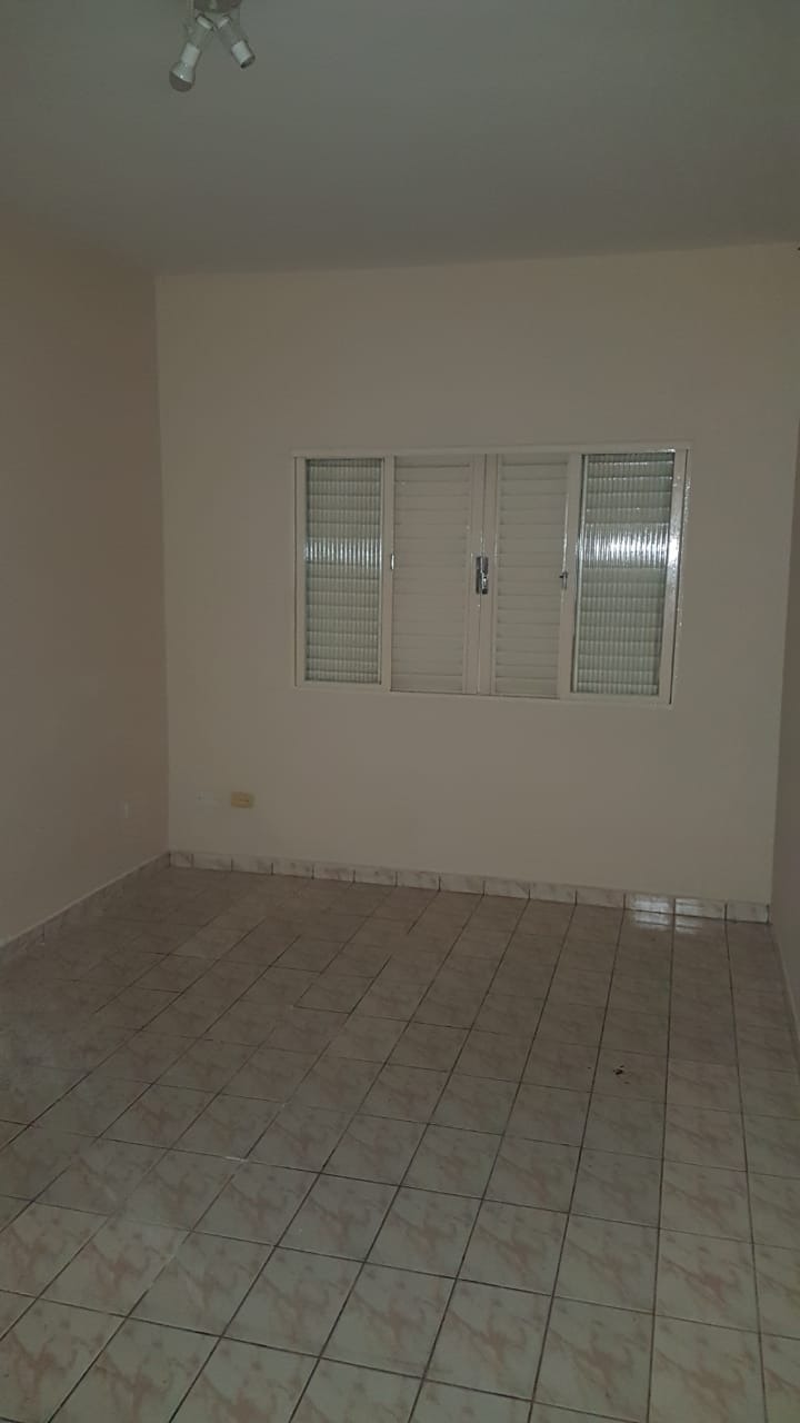 Casa à venda com 3 quartos, 350m² - Foto 8