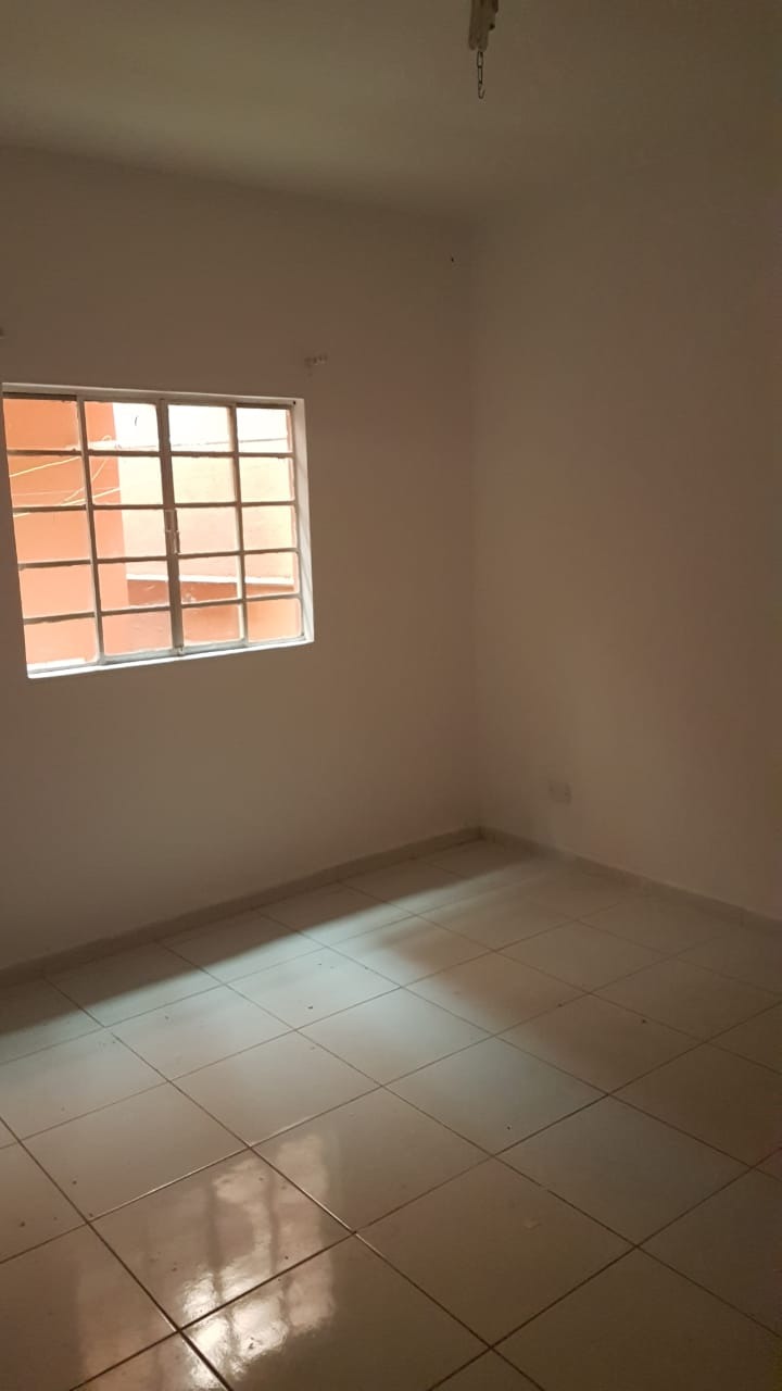 Casa à venda com 3 quartos, 350m² - Foto 10