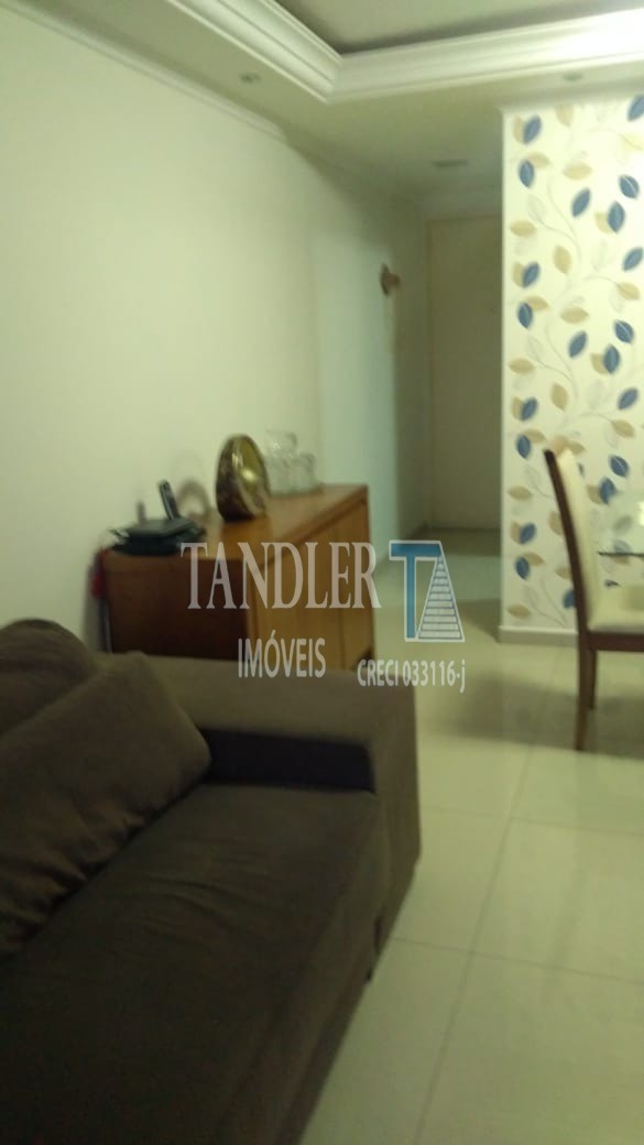 Apartamento à venda com 3 quartos, 70m² - Foto 4