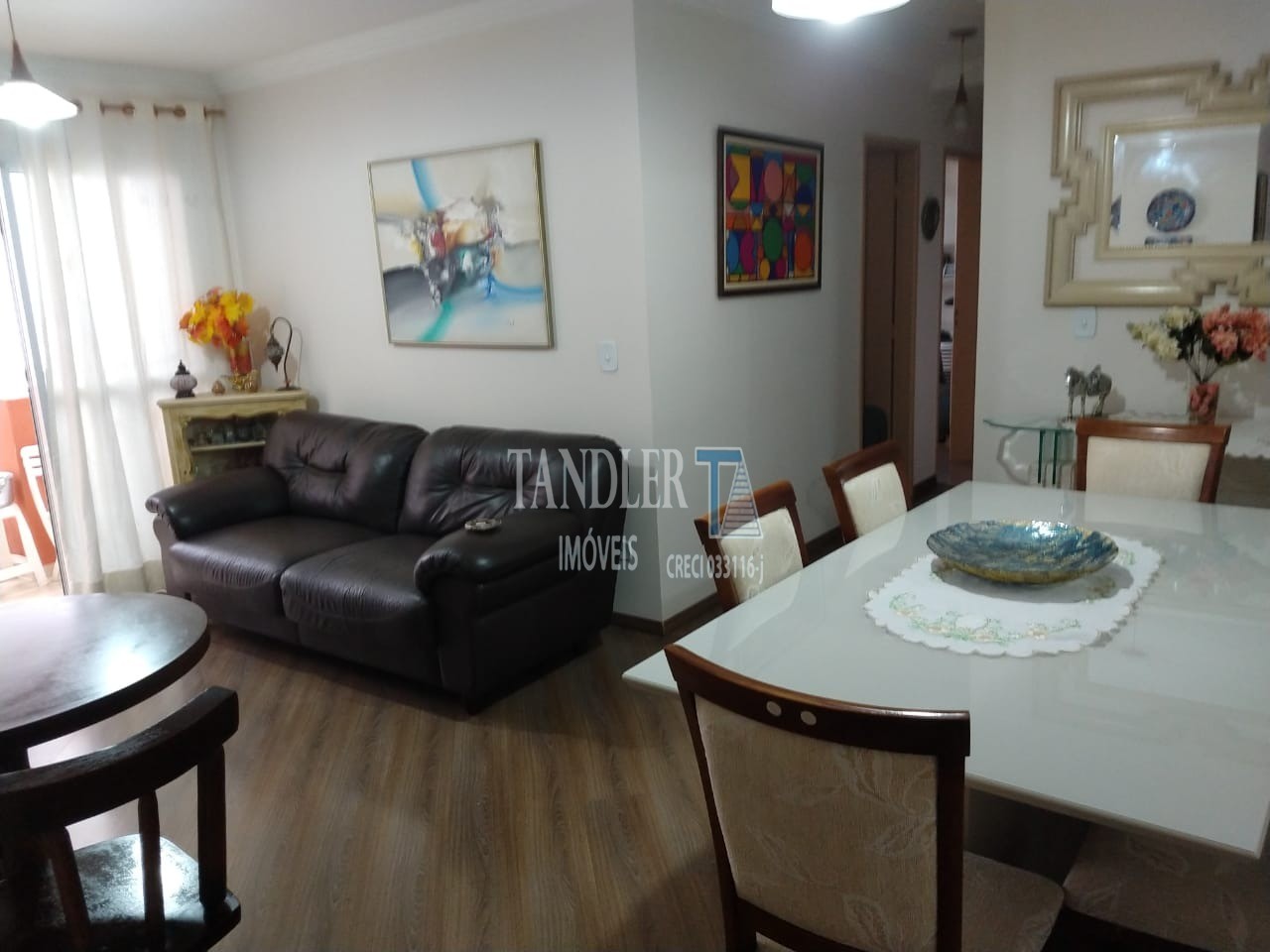 Apartamento à venda com 3 quartos, 83m² - Foto 2