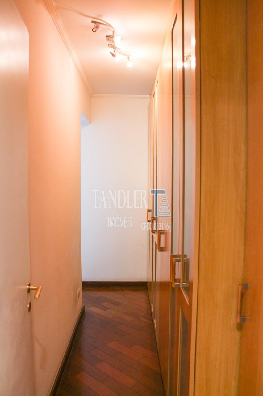 Apartamento à venda com 3 quartos, 137m² - Foto 11