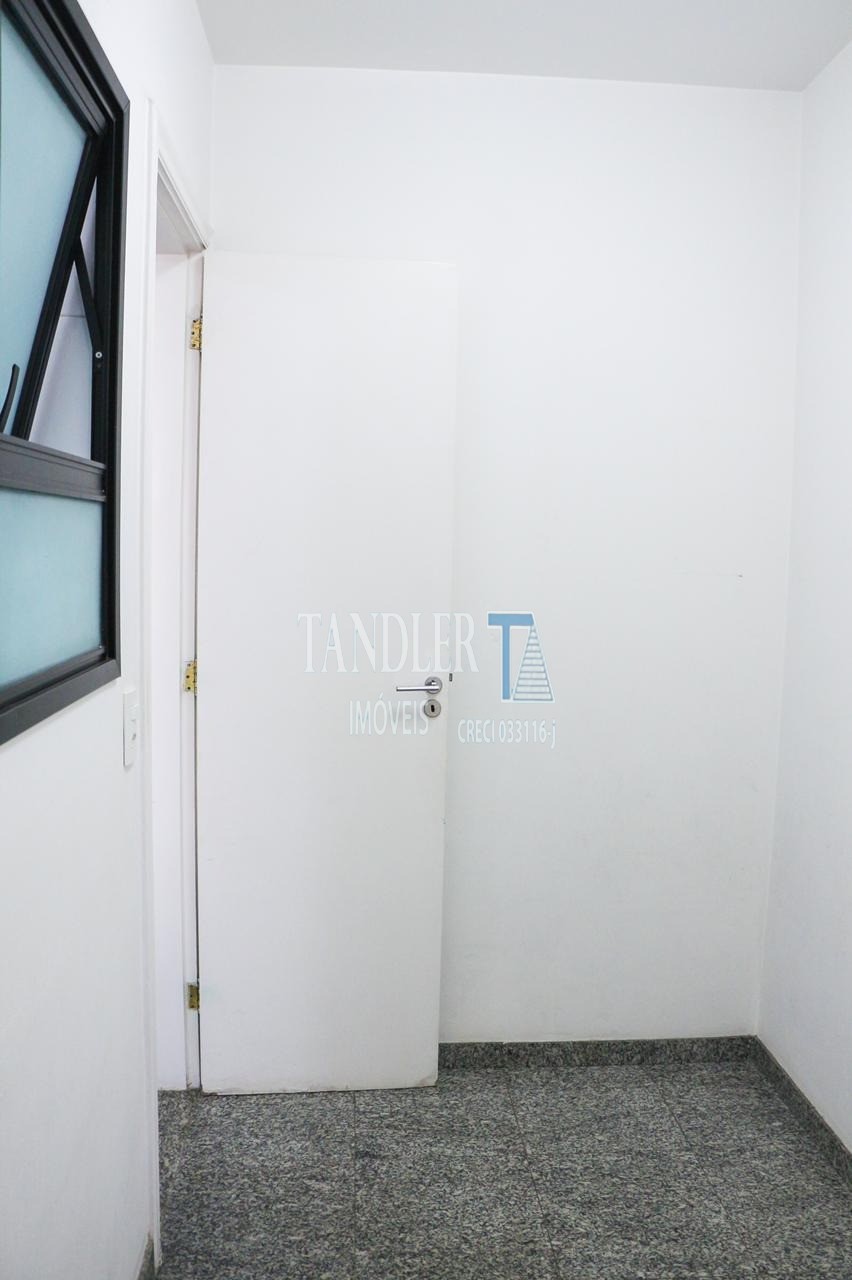 Apartamento à venda com 3 quartos, 137m² - Foto 23