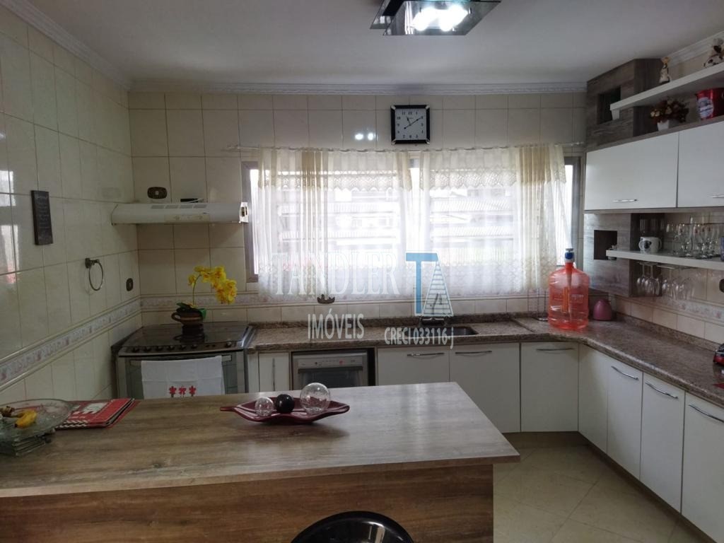 Casa à venda com 4 quartos, 187m² - Foto 18