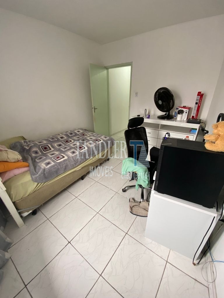 Casa à venda com 2 quartos, 90m² - Foto 14