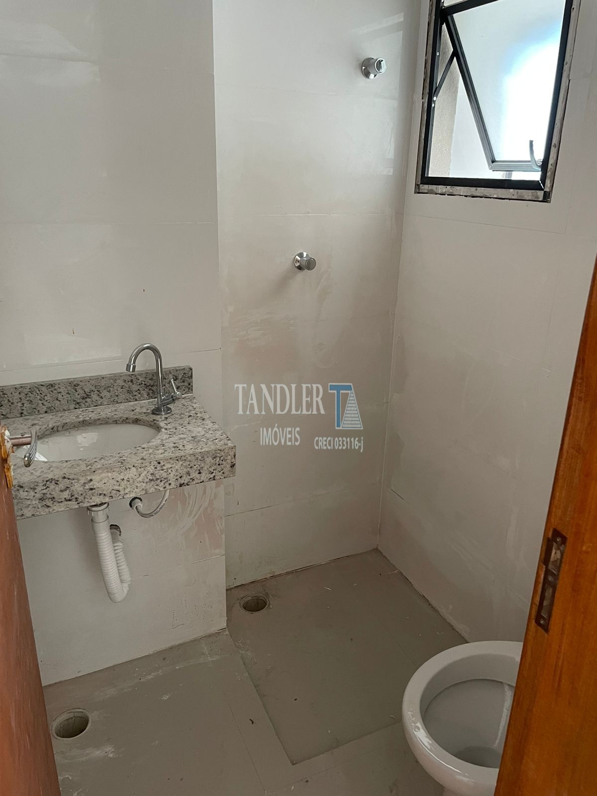 Apartamento à venda com 2 quartos, 40m² - Foto 15