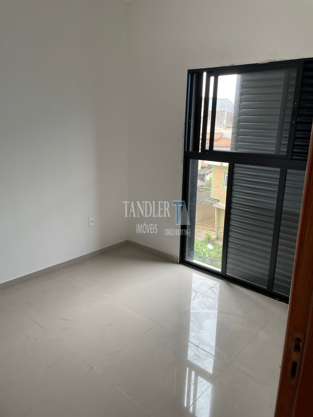 Apartamento à venda com 2 quartos, 40m² - Foto 13