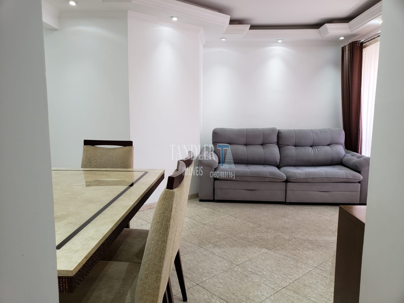 Apartamento à venda com 3 quartos, 79m² - Foto 2