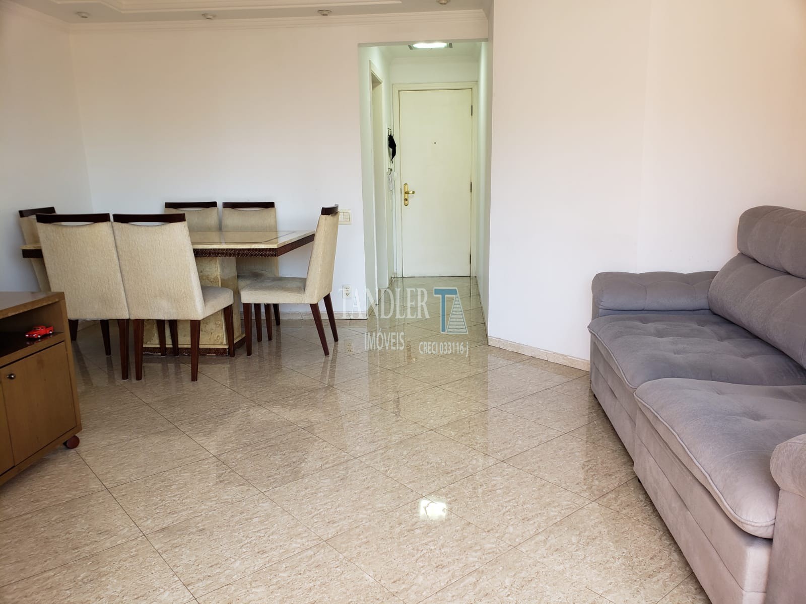 Apartamento à venda com 3 quartos, 79m² - Foto 3