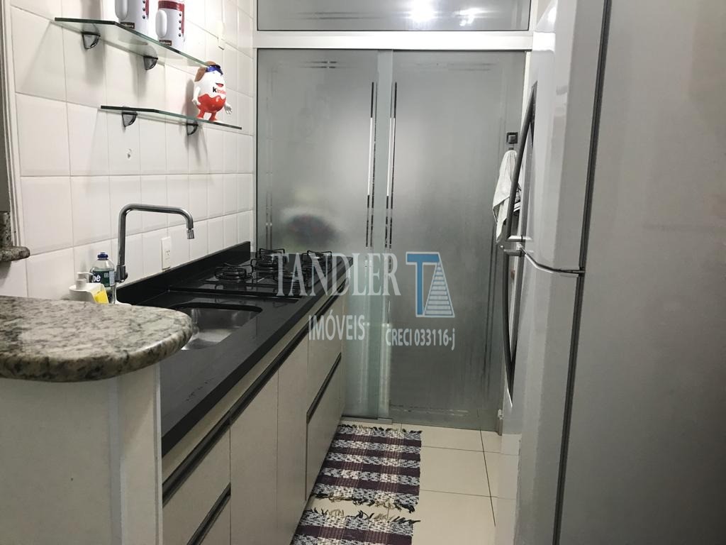 Apartamento à venda com 3 quartos, 65m² - Foto 17