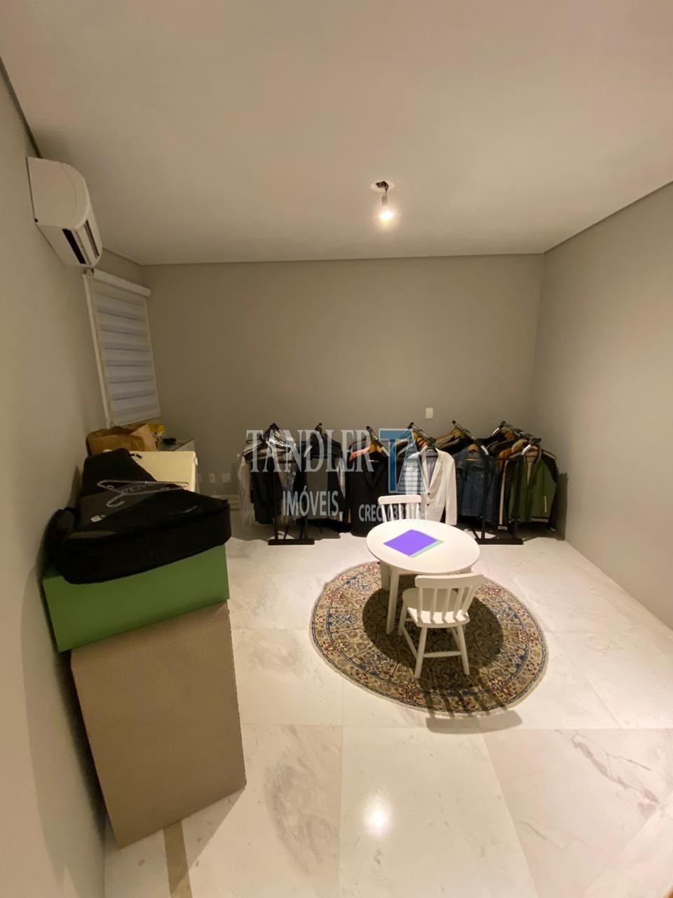 Apartamento à venda com 4 quartos, 258m² - Foto 11