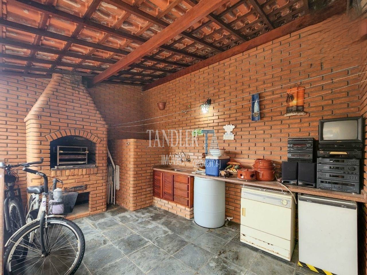 Casa à venda com 3 quartos, 280m² - Foto 42