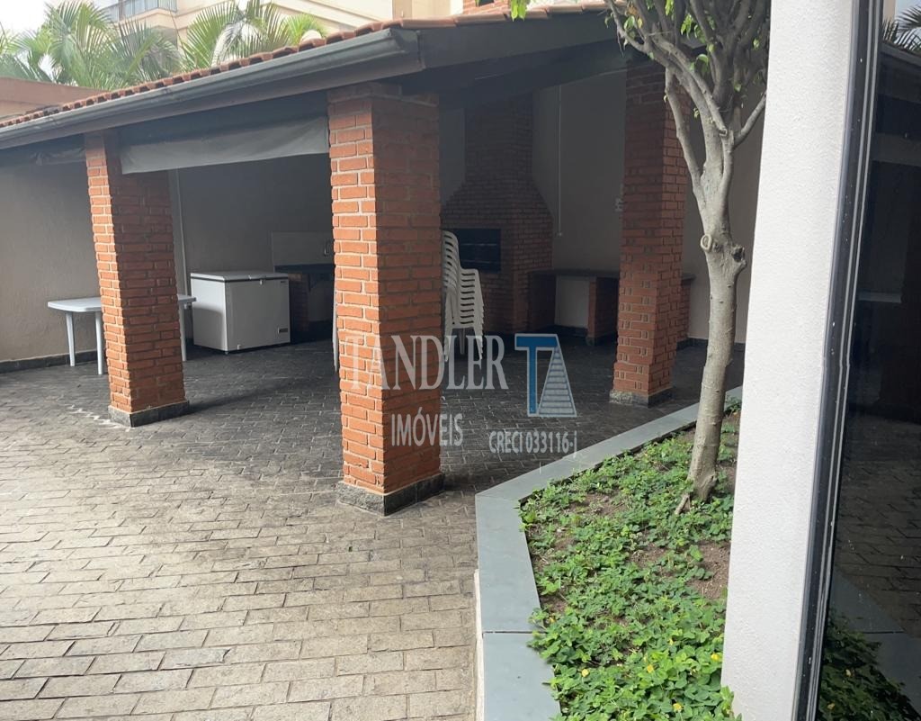 Apartamento à venda com 2 quartos, 64m² - Foto 12