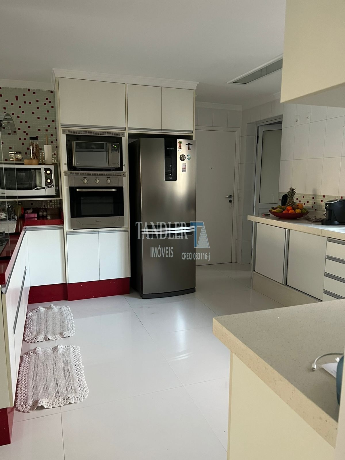 Apartamento à venda com 4 quartos, 234m² - Foto 18