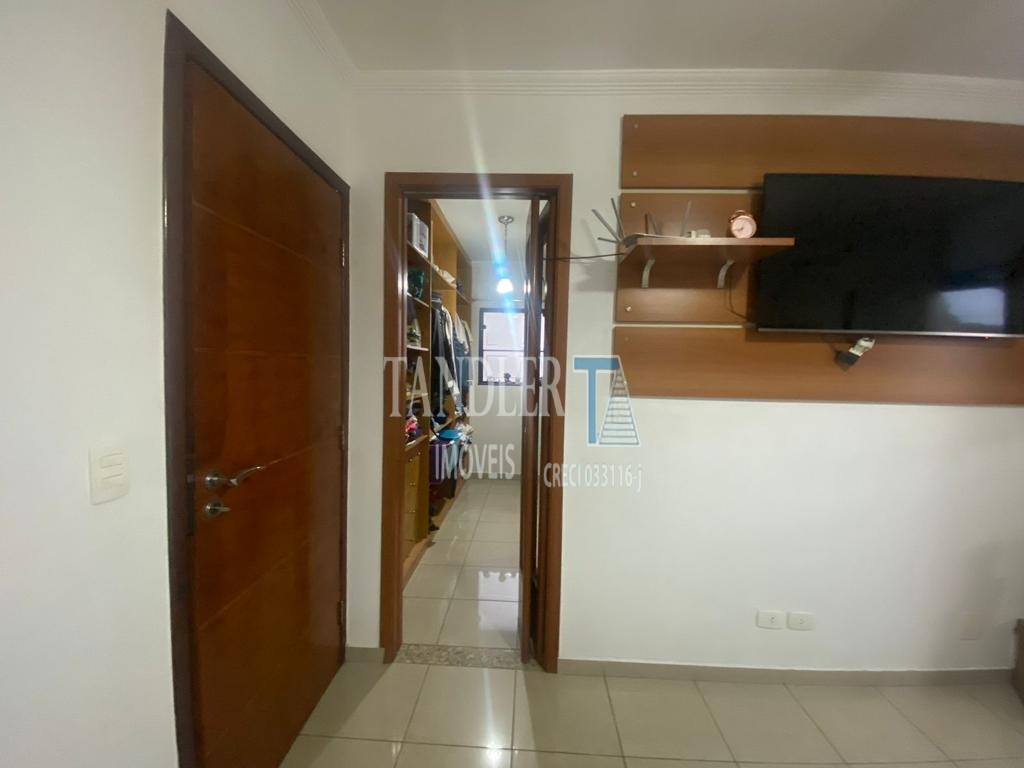 Casa à venda com 3 quartos, 370m² - Foto 14