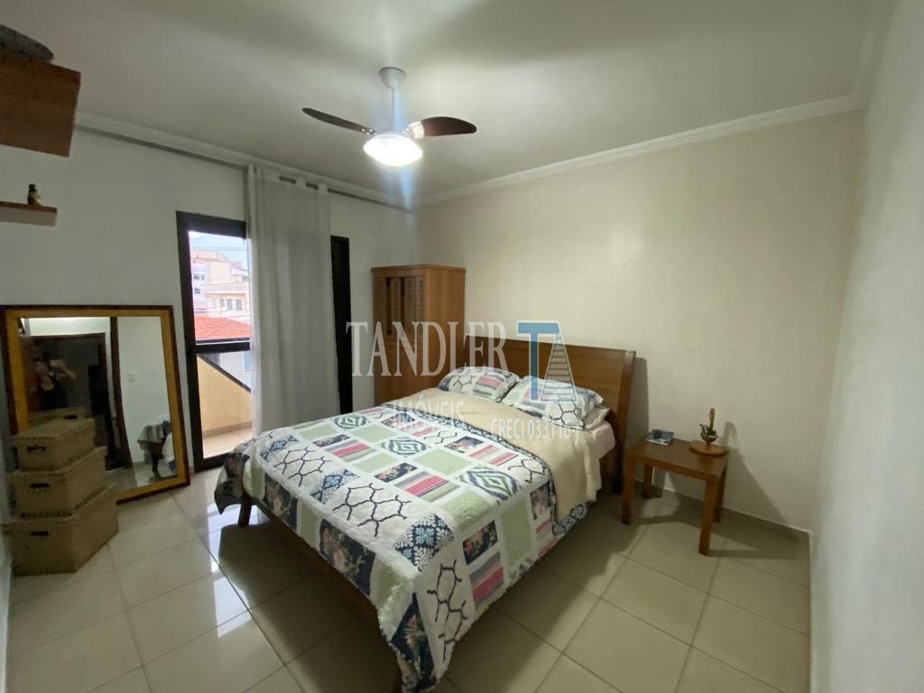 Casa à venda com 3 quartos, 370m² - Foto 16