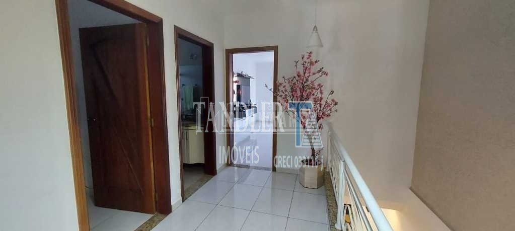 Casa à venda com 4 quartos, 300m² - Foto 19