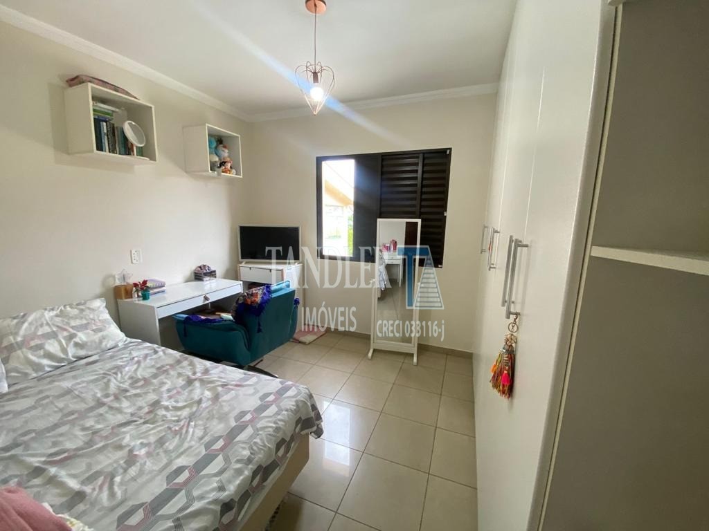 Casa à venda com 3 quartos, 370m² - Foto 5